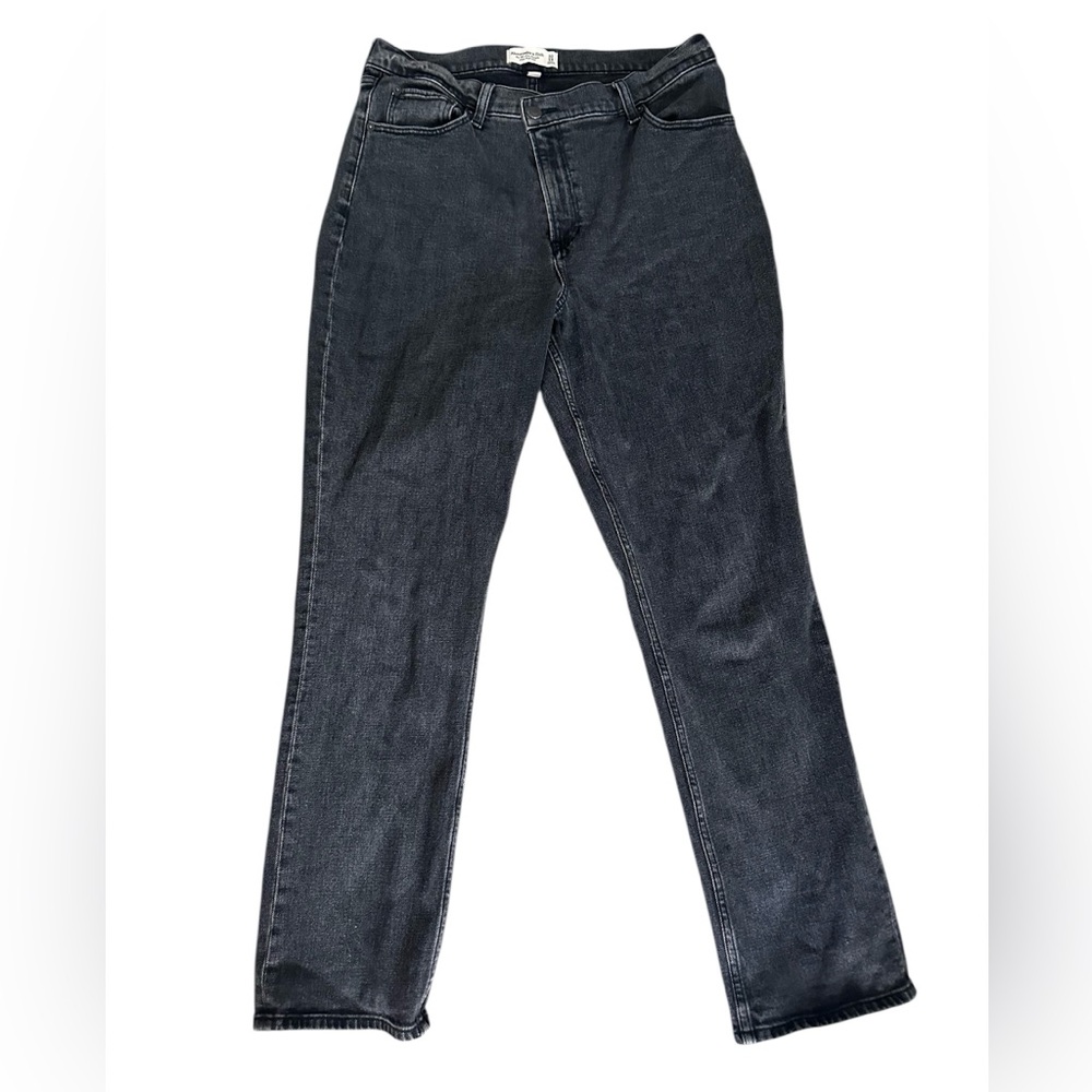 Abercrombie & Fitch Women's The 90s Slim Straight Ultra High Rise - Size 32